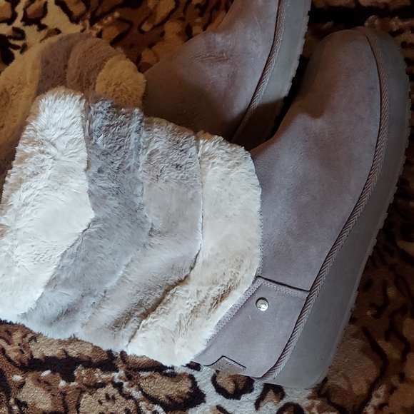 London Fog faux fur booties 9.5M - Picture 2 of 9